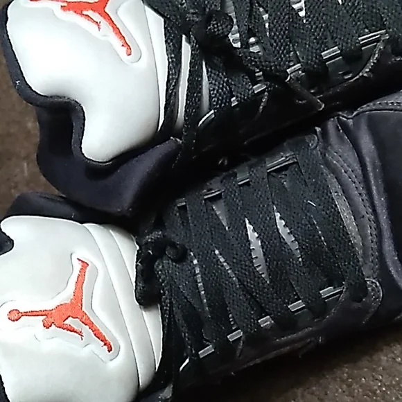 Jordan's - Picture 2 of 4